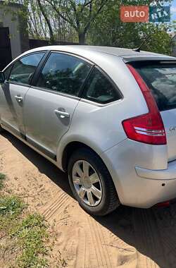 Седан Citroen C4 2010 в 