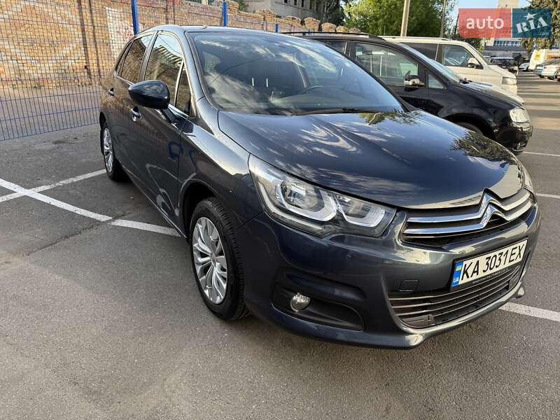 Хэтчбек Citroen C4 2015 в Киеве