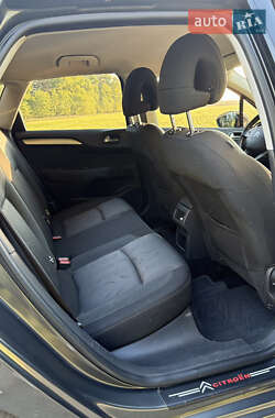 Хетчбек Citroen C4 2013 в 