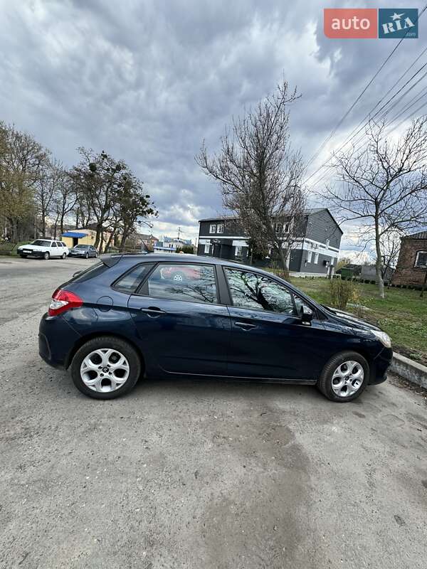 Хетчбек Citroen C4 2012 в Лохвиці