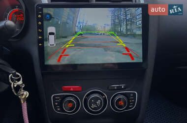 Хэтчбек Citroen C4 2011 в 