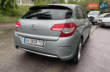 Хетчбек Citroen C4 2012 в 