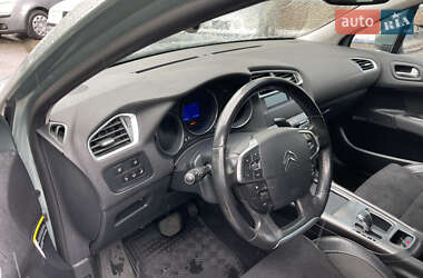 Хетчбек Citroen C4 2012 в 