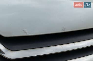 Хэтчбек Citroen C4 2013 в 