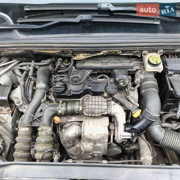 Хетчбек Citroen C4 2013 в Львові