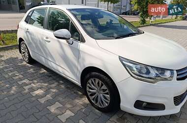 Хэтчбек Citroen C4 2016 в 