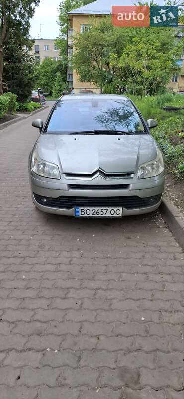 Хетчбек Citroen C4 2008 в 