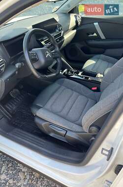 Хэтчбек Citroen C4 2021 в 