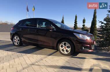 Хэтчбек Citroen C4 2011 в 