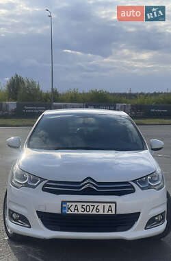 Хетчбек Citroen C4 2012 в 