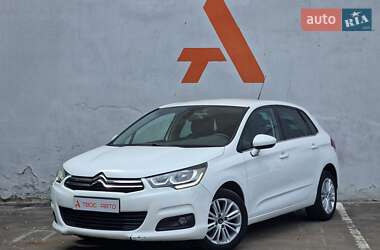 Хэтчбек Citroen C4 2015 в 