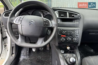Хетчбек Citroen C4 2014 в 