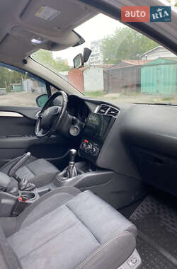 Хетчбек Citroen C4 2014 в 