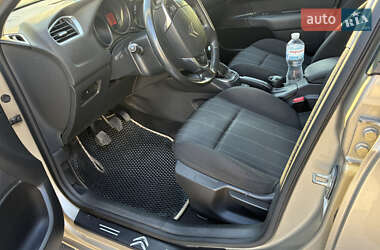 Хэтчбек Citroen C4 2012 в 