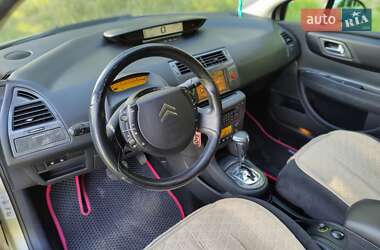 Хэтчбек Citroen C4 2005 в 