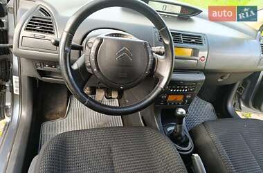 Хэтчбек Citroen C4 2008 в 