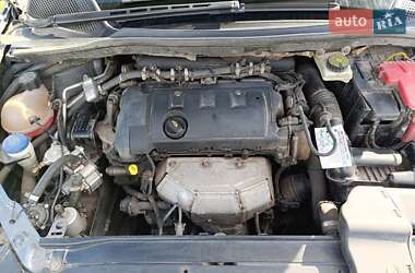 Хэтчбек Citroen C4 2008 в 