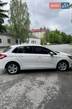 Хетчбек Citroen C4 2012 в 