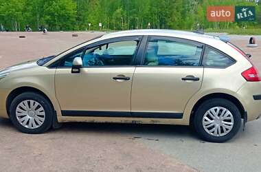 Хэтчбек Citroen C4 2007 в 