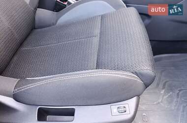 Хетчбек Citroen C4 2016 в 