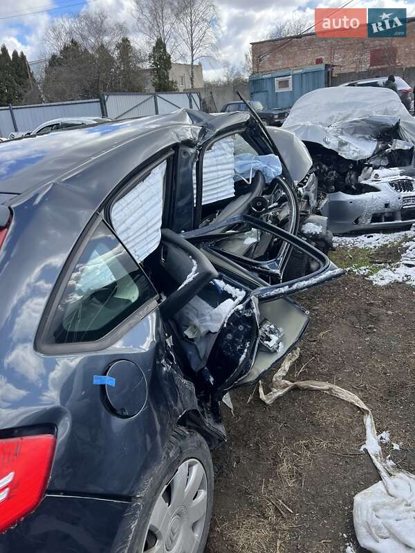 Хэтчбек Citroen C4 2009 в 