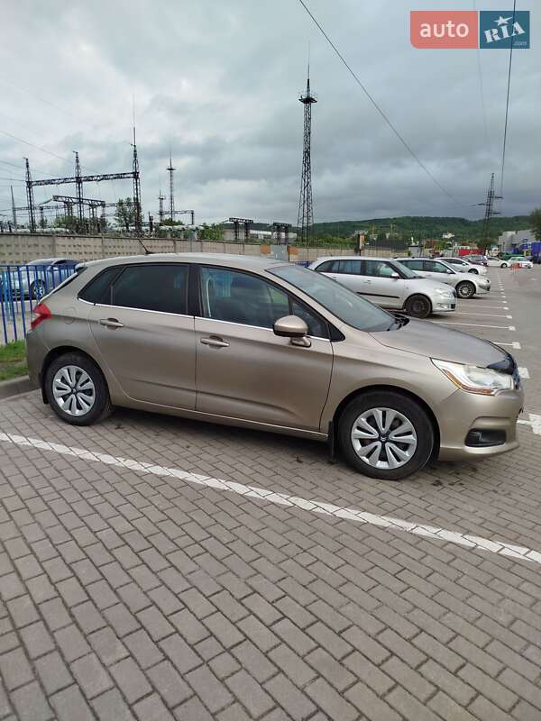 Хэтчбек Citroen C4 2011 в Львове