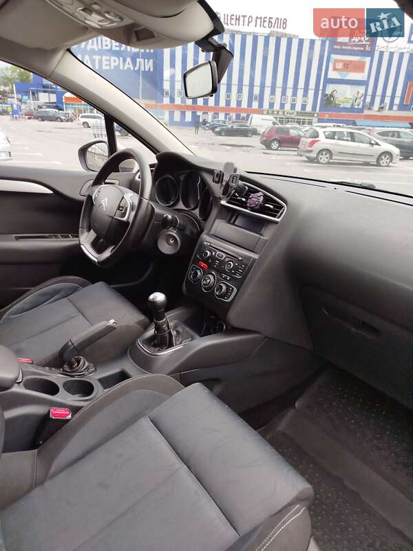 Хэтчбек Citroen C4 2011 в Львове