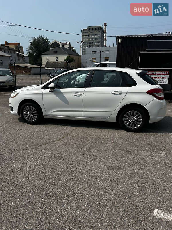Хетчбек Citroen C4 2013 в Запоріжжі