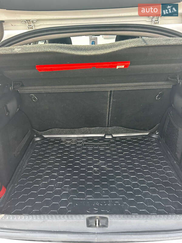 Хетчбек Citroen C4 2013 в Запоріжжі