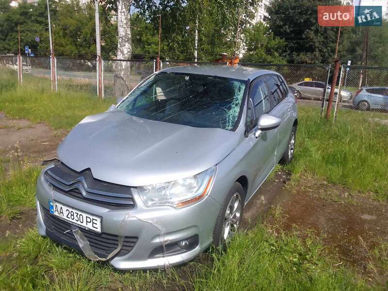 Citroen C4 2011