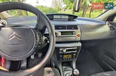 Хэтчбек Citroen C4 2009 в 