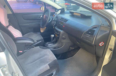 Хетчбек Citroen C4 2005 в 