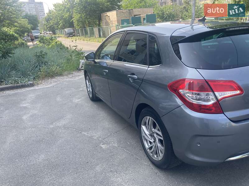 Хэтчбек Citroen C4 2011 в Киеве