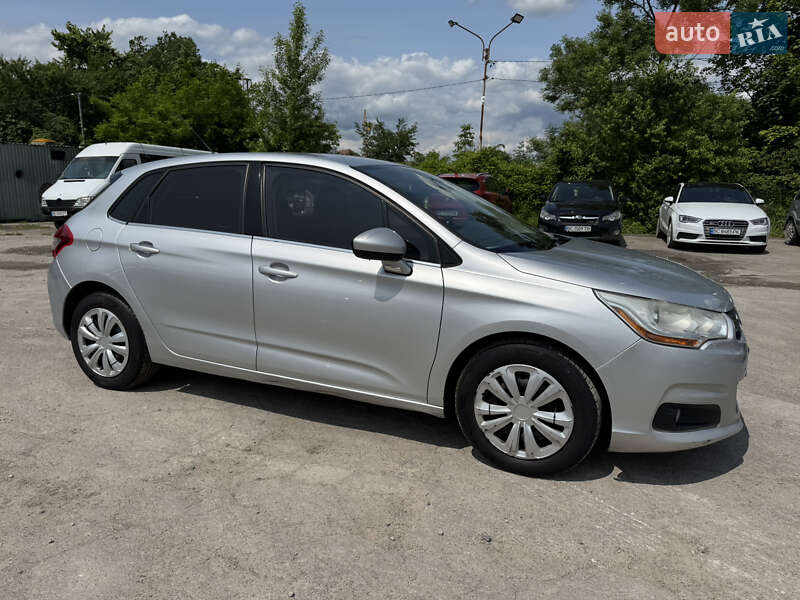 Хетчбек Citroen C4 2013 в Львові
