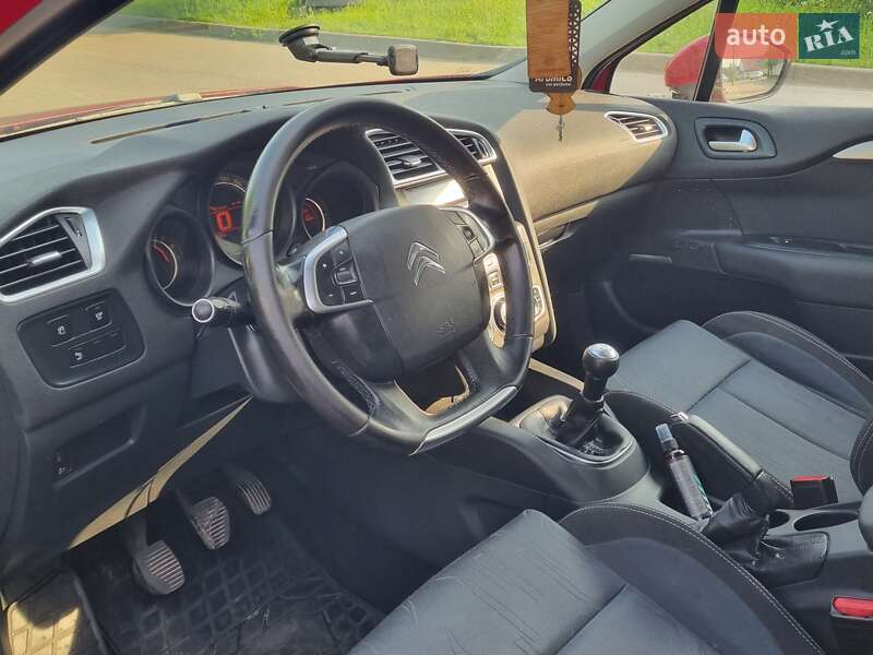 Хетчбек Citroen C4 2013 в Рівному
