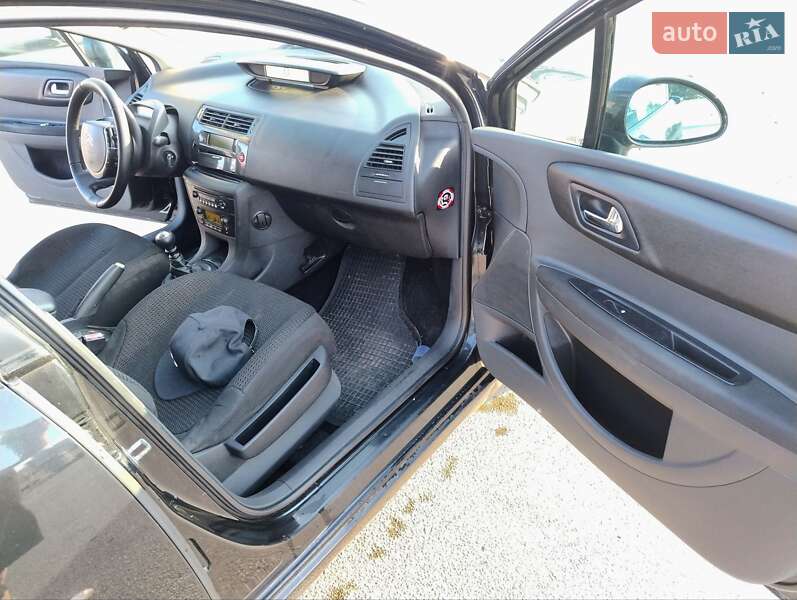 Хэтчбек Citroen C4 2005 в Киеве