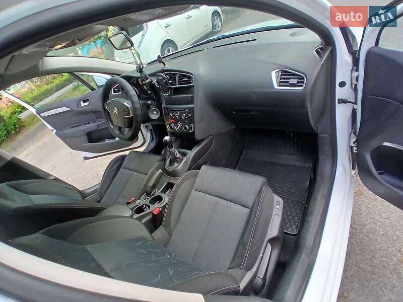 Хэтчбек Citroen C4 2011 в Киеве