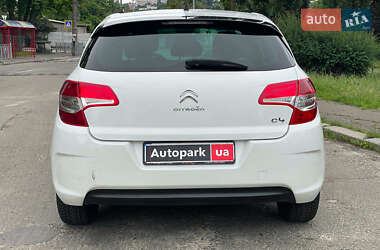 Хэтчбек Citroen C4 2013 в 