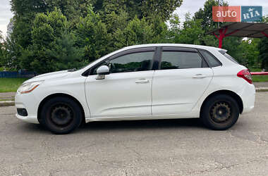 Хэтчбек Citroen C4 2013 в 