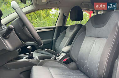 Хэтчбек Citroen C4 2013 в 