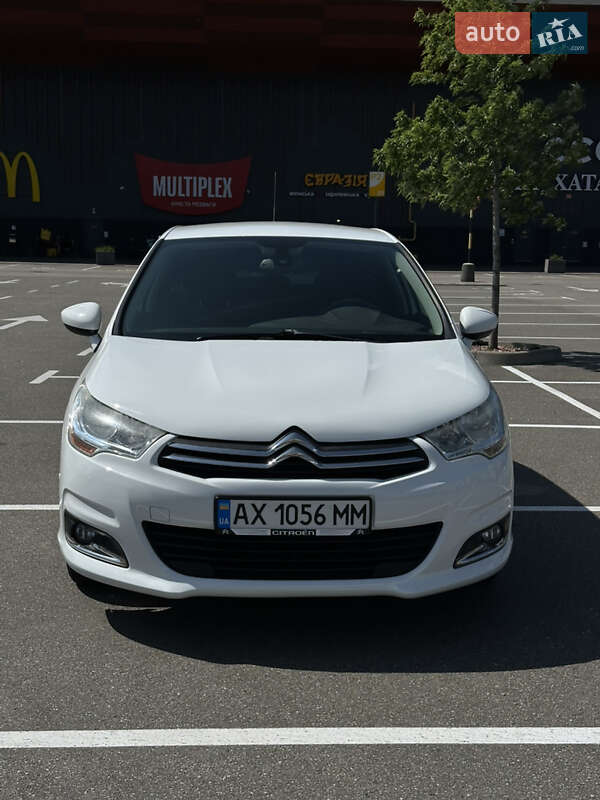 Citroen C4 2011