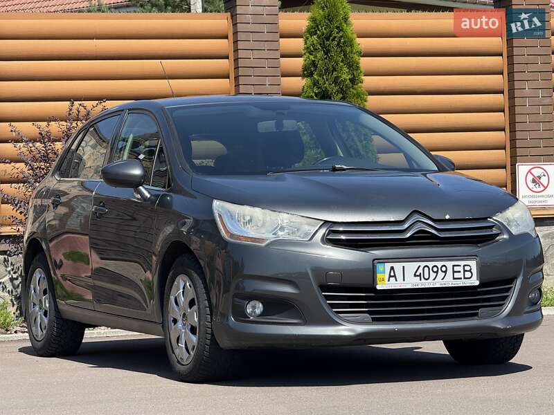 Хэтчбек Citroen C4 2012 в Киеве
