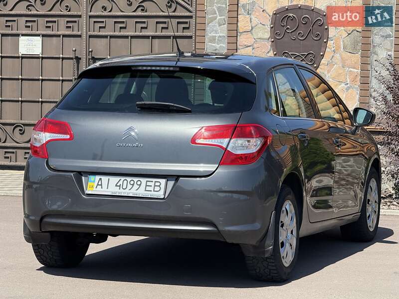 Хэтчбек Citroen C4 2012 в Киеве