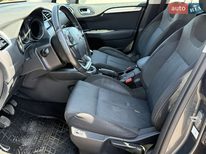 Хэтчбек Citroen C4 2012 в Киеве
