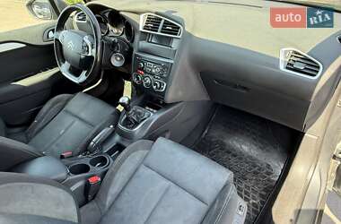 Хэтчбек Citroen C4 2012 в 