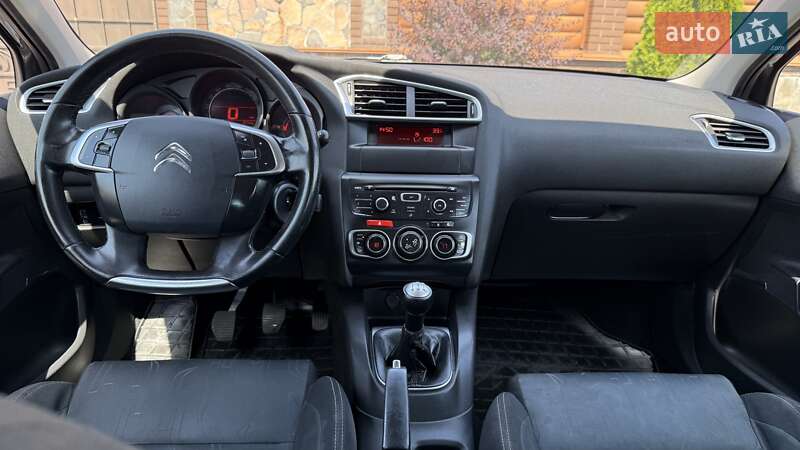 Хэтчбек Citroen C4 2012 в Киеве