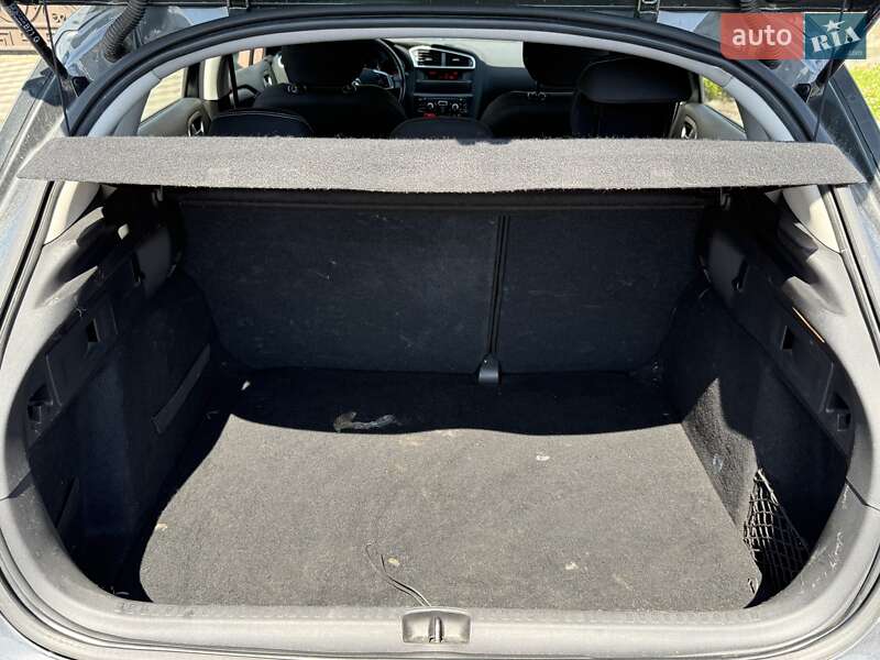 Хэтчбек Citroen C4 2012 в Киеве