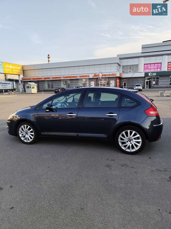 Хэтчбек Citroen C4 2008 в Полтаве