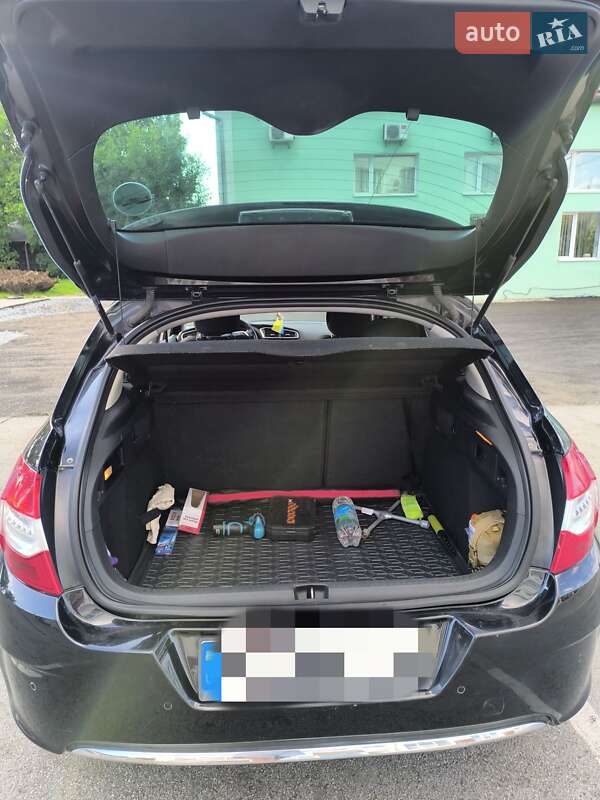Хетчбек Citroen C4 2011 в Чернігові