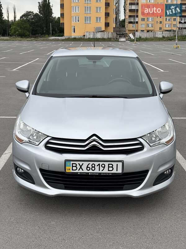 Хэтчбек Citroen C4 2012 в Каменец-Подольском
